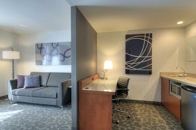 Hotel Springhill Suites By Marriott Old Montreal