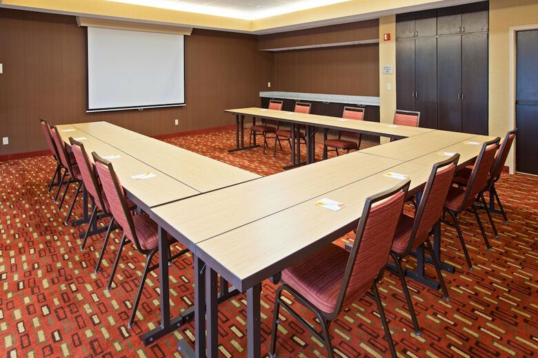 Hotel Courtyard By Marriott Mishawaka-university Area
