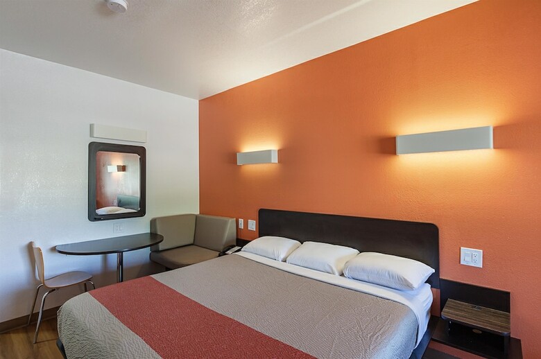 Motel 6 Bedford, Tx - Fort Worth