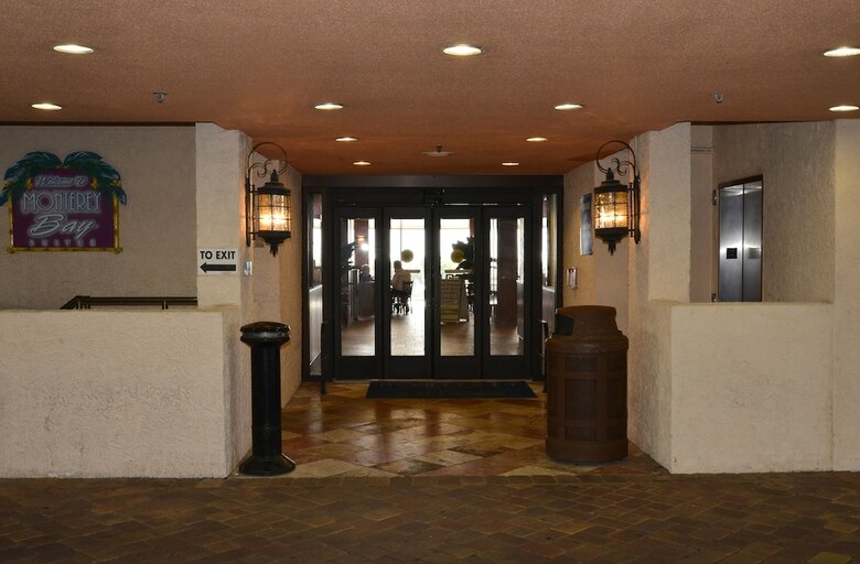 Hotel Monterey Bay Suites