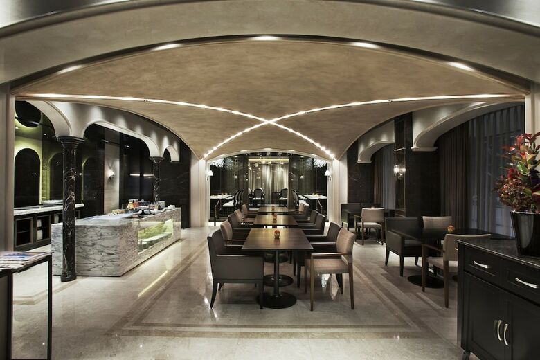 Paradise Hotel Busan