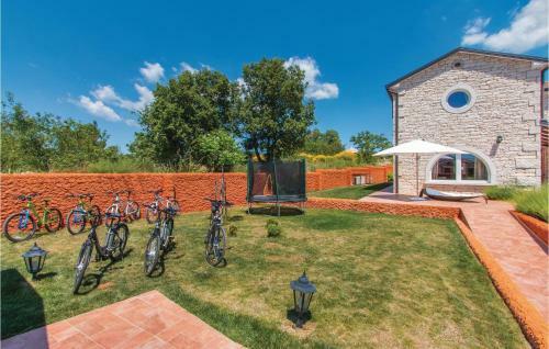 Holiday Home Cabrunici Cabrunici