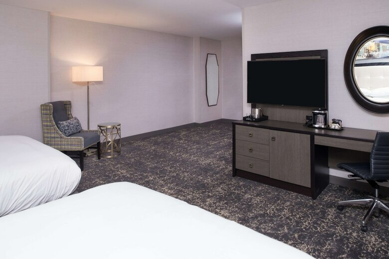 Hotel Doubletree By Hilton Utica
