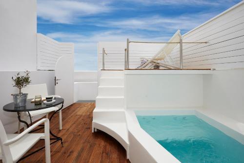 Apartamentos Oia Collection Suites And Villas
