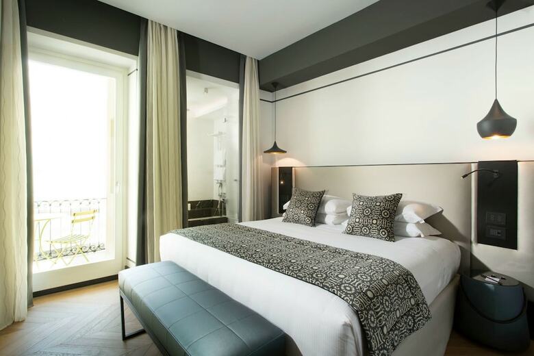Hotel Corso 281 Luxury Suites