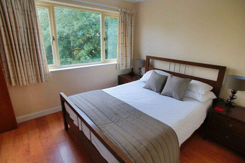Best Western Plus Oaklands Hotel