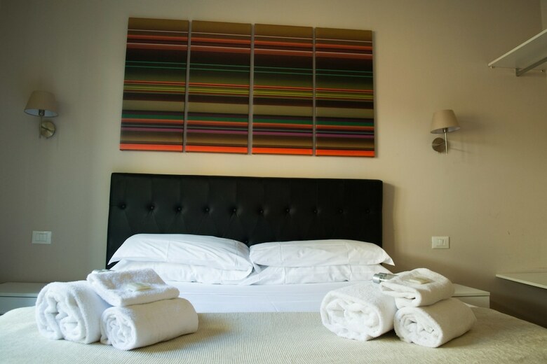 Hotel Porta Pia Rooms