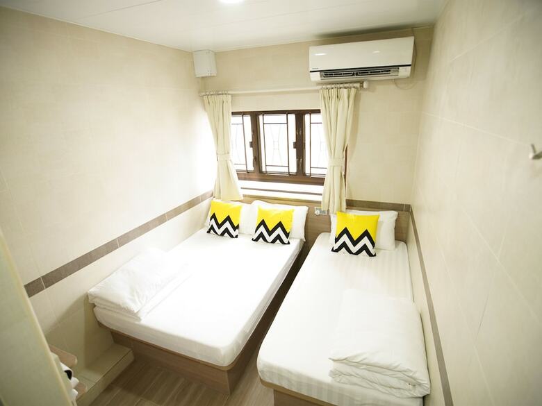 Hostal Kong Hing Guest House