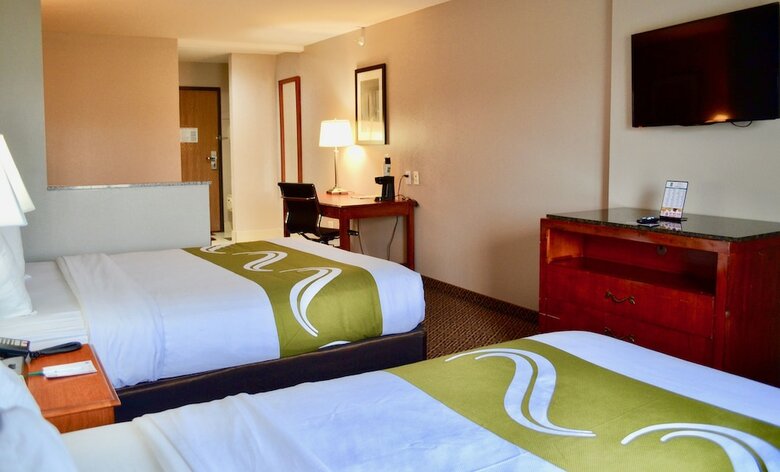 Motel Quality Suites I-44