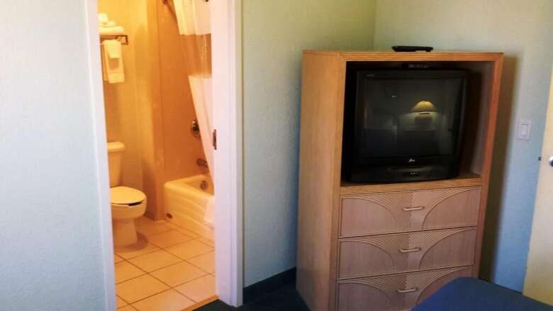 Hotel Cocoa Beach Suites