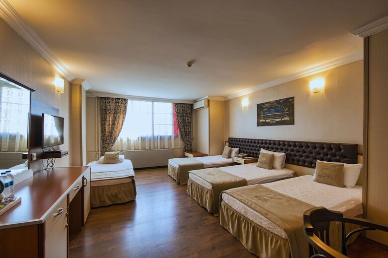 Kozan City Hotel