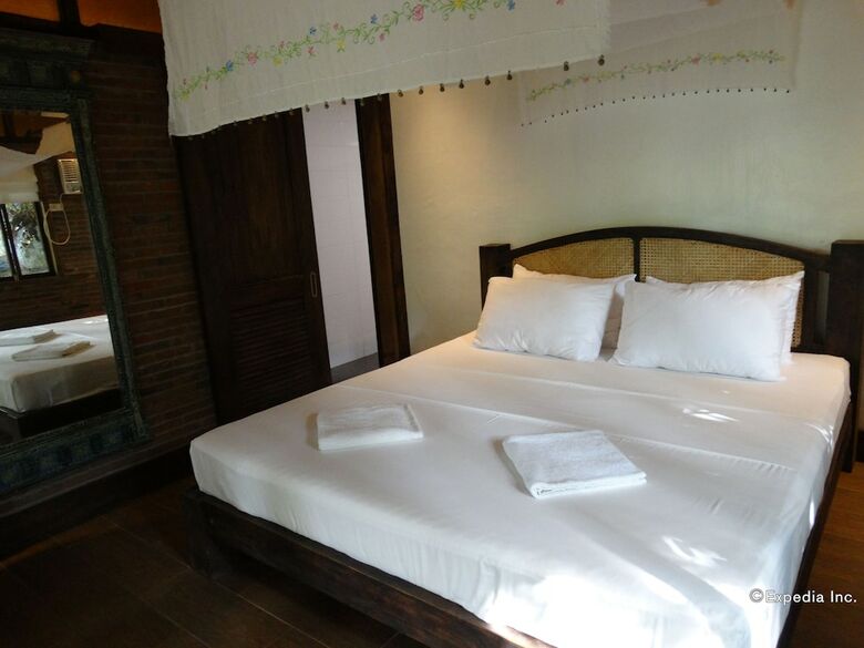 Hotel Chema's By The Sea
