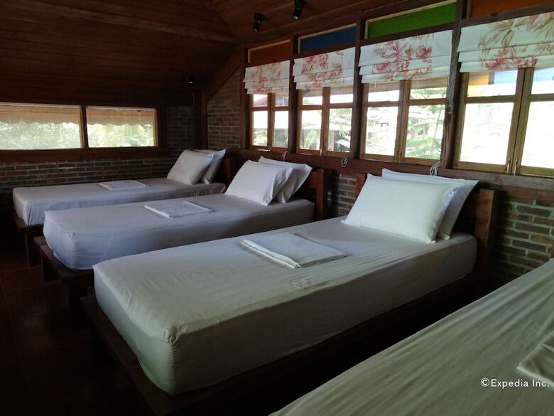 Hotel Chema's By The Sea