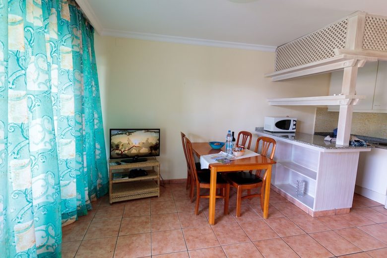 Apartamentos Vip Nogal - Adults Only