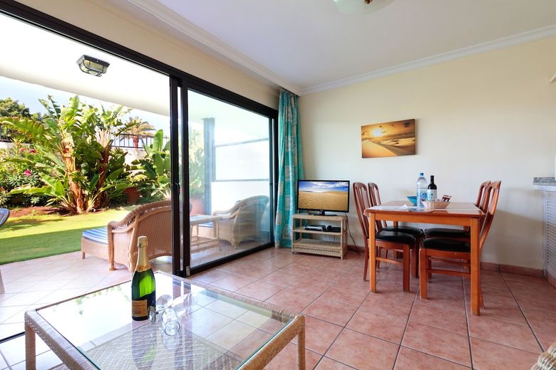 Apartamentos Vip Nogal - Adults Only