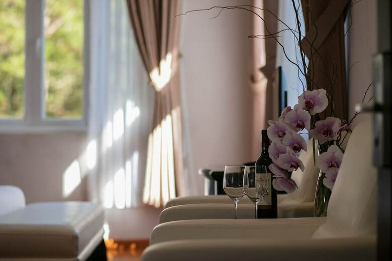 Hotel Sam Tuyen Lam Resort