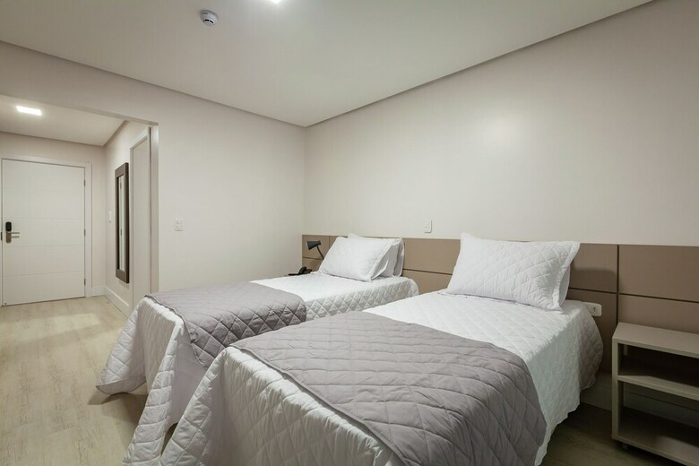 Letto Hotel Flores Da Cunha