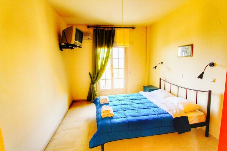 Avra Paradise Aparthotel