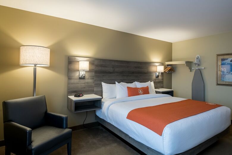 Hotel Amsterdam Inn & Suites Moncton