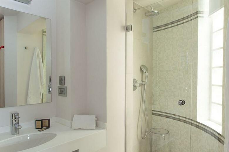 Hotel H�tel de La Place Du Louvre