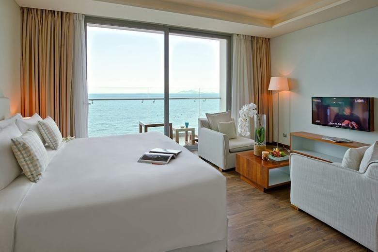 Aparthotel A La Carte Da Nang Beach