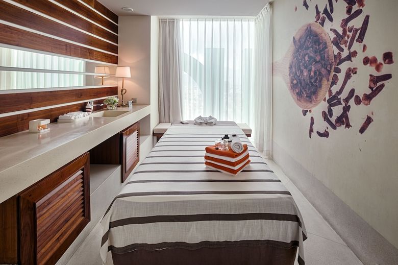 Aparthotel A La Carte Da Nang Beach