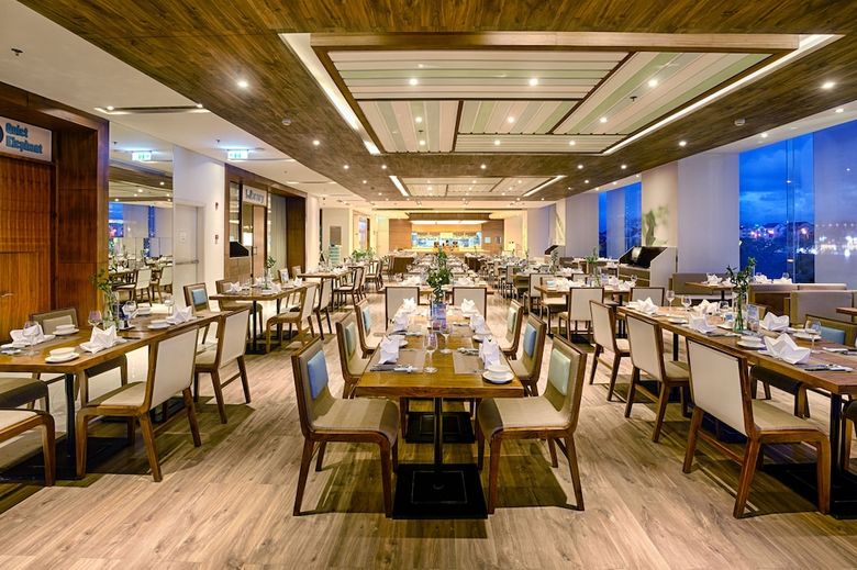 Aparthotel A La Carte Da Nang Beach