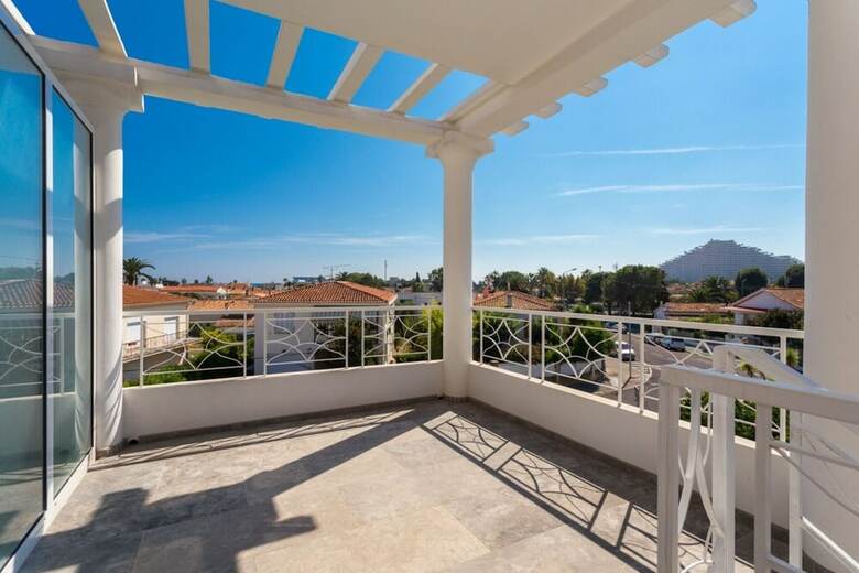 Villa Velvet