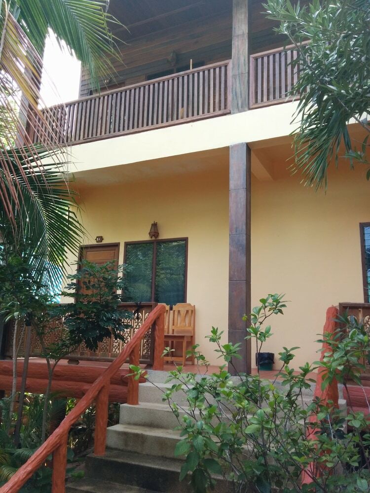 Hotel Koh Tao Beachside Resort