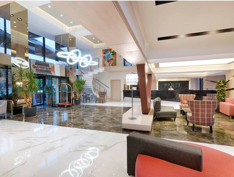 Piril Hotel