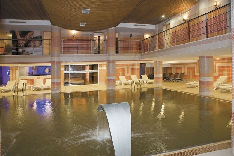 Piril Hotel