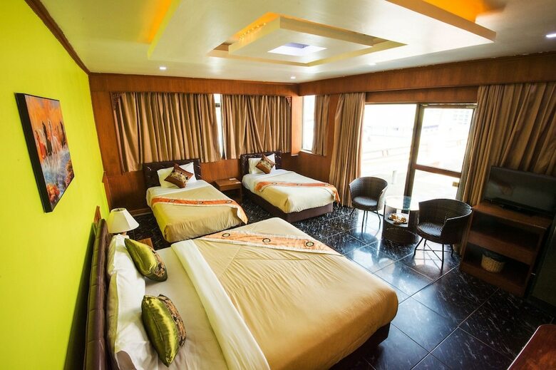 Mr.mac's Hotel