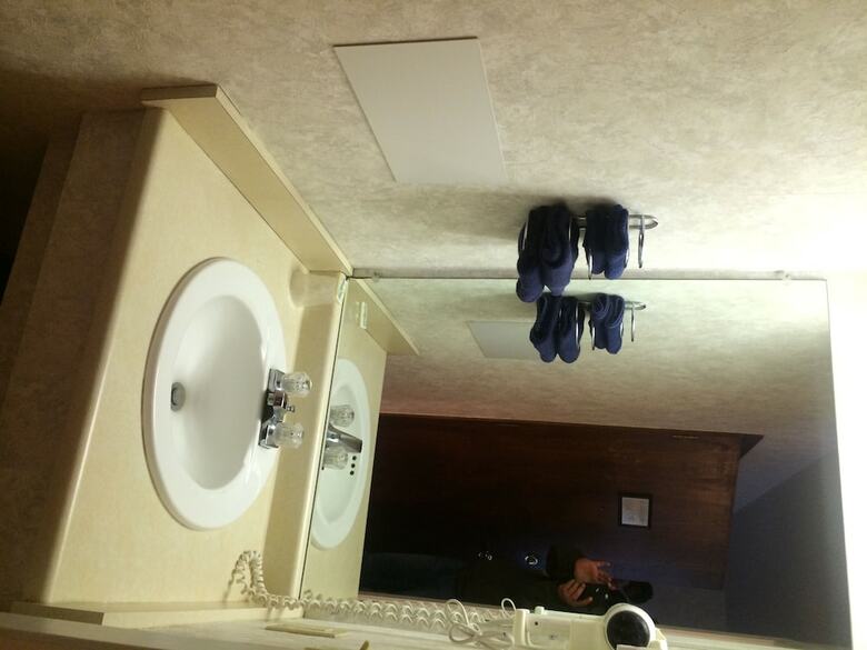 Motel Island Inn