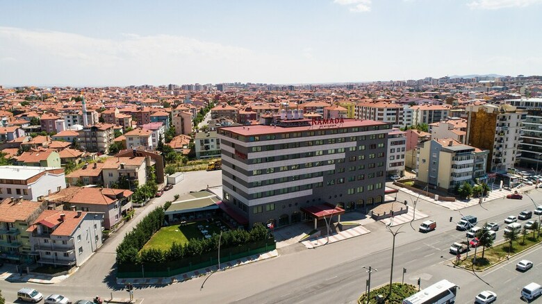 Hotel Ramada By Wyndham Usak