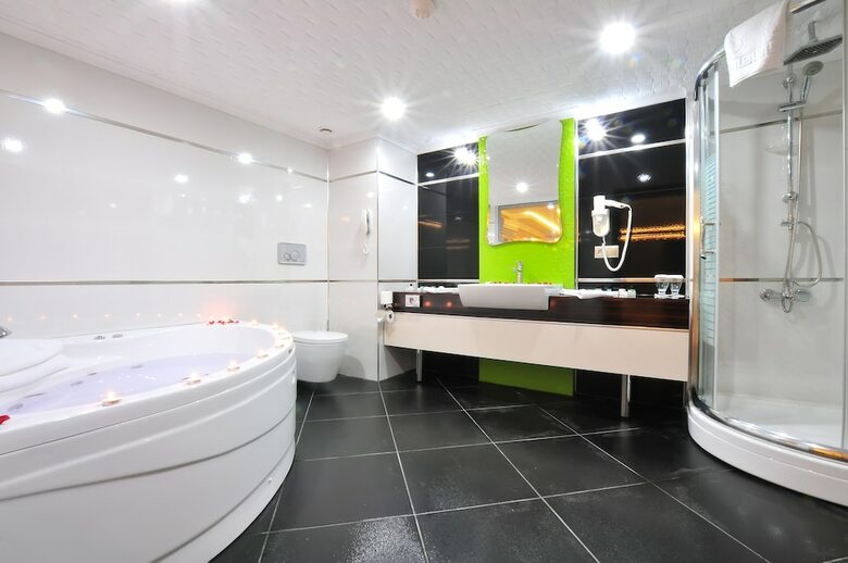 Hotel Ramada By Wyndham Usak