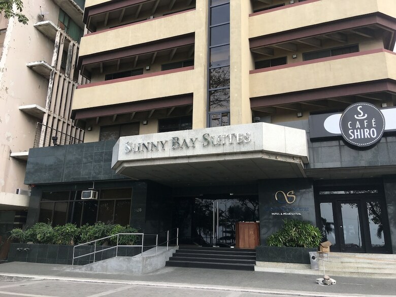 Aparthotel Sunny Bay Suites