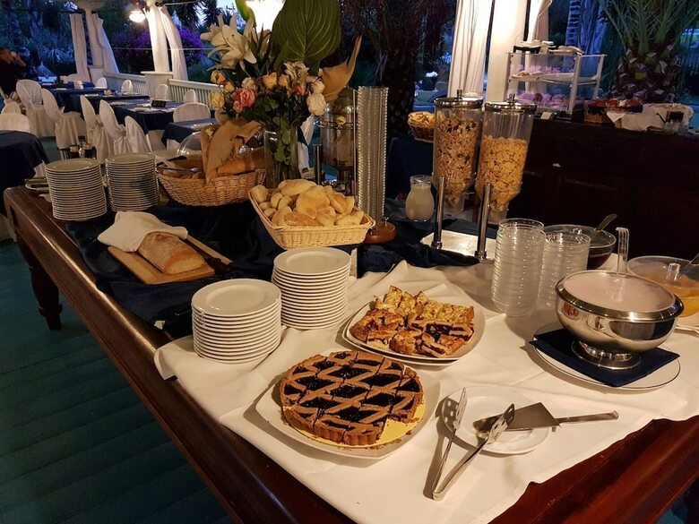 Hotel Mediterraneo