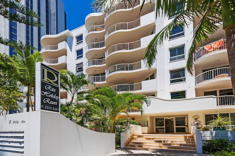 Apartamentos The Ritz Resort