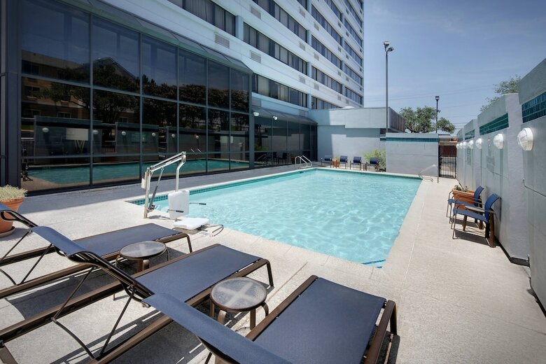 Hotel Courtyard By Marriott Austin-university Area