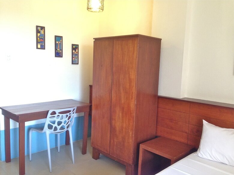 Hotel Agos Boracay Rooms + Beds
