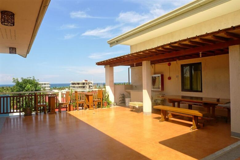 Hotel Agos Boracay Rooms + Beds