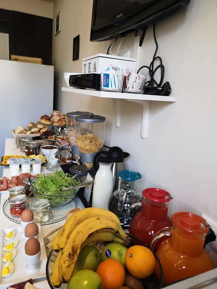 Bed & Breakfast Mia Suites