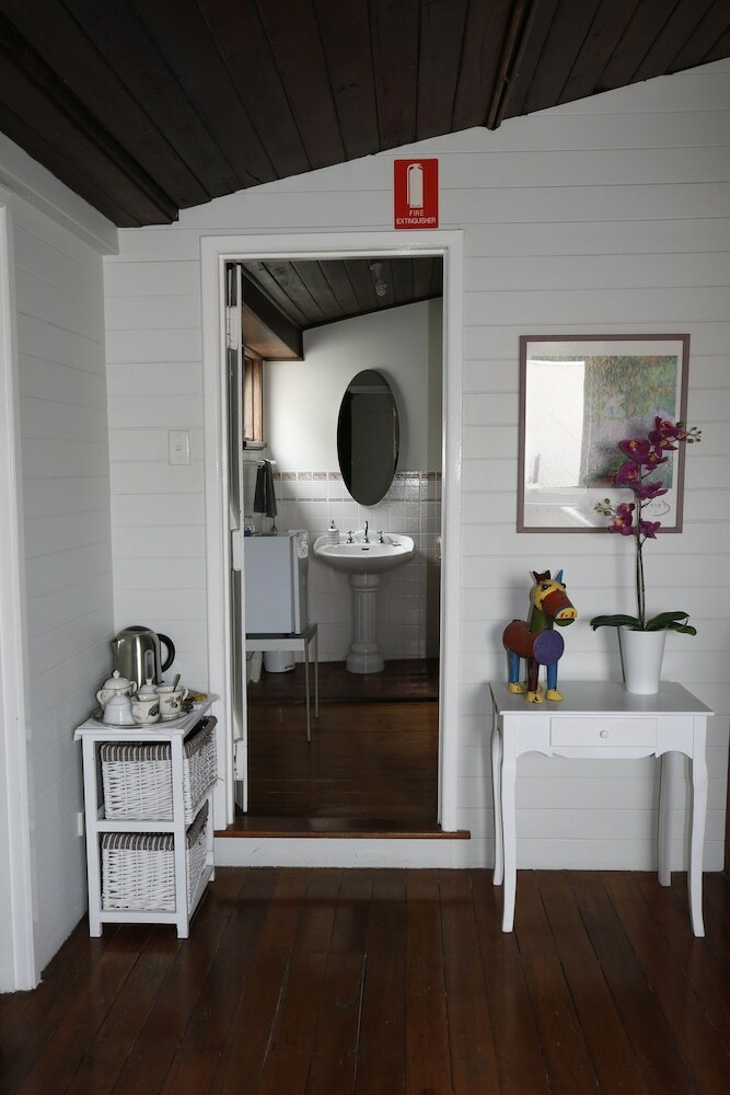 Fremantle Bed And Breakfast