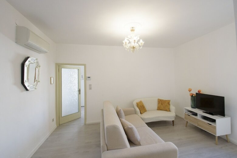 Charming Venice Apartments
