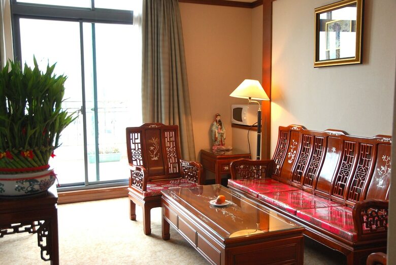 Rich Garden Hotel