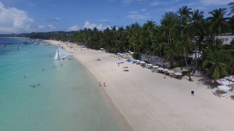 Hotel Cocoloco Boracay Beach Resort
