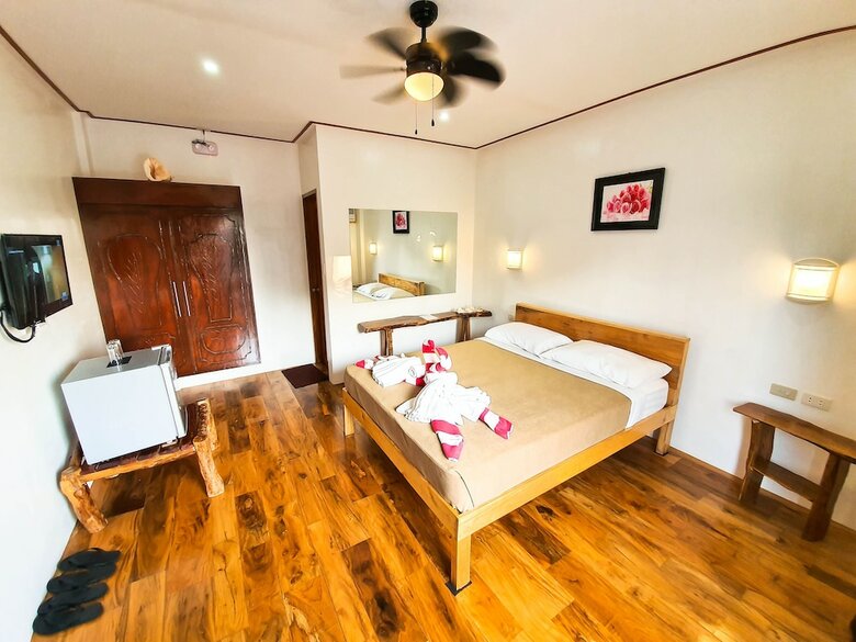 Hotel Cocoloco Boracay Beach Resort