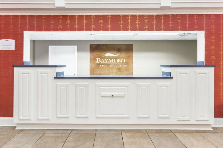 Hotel Baymont By Wyndham Decatur