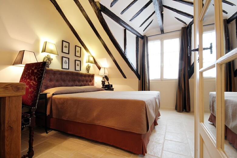 Hotel H�tel Saint-louis Marais