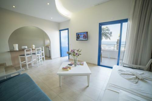 Myroandrou Hotel Apartments